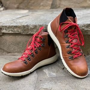 Danner women’s Veritgo 917 leather boot